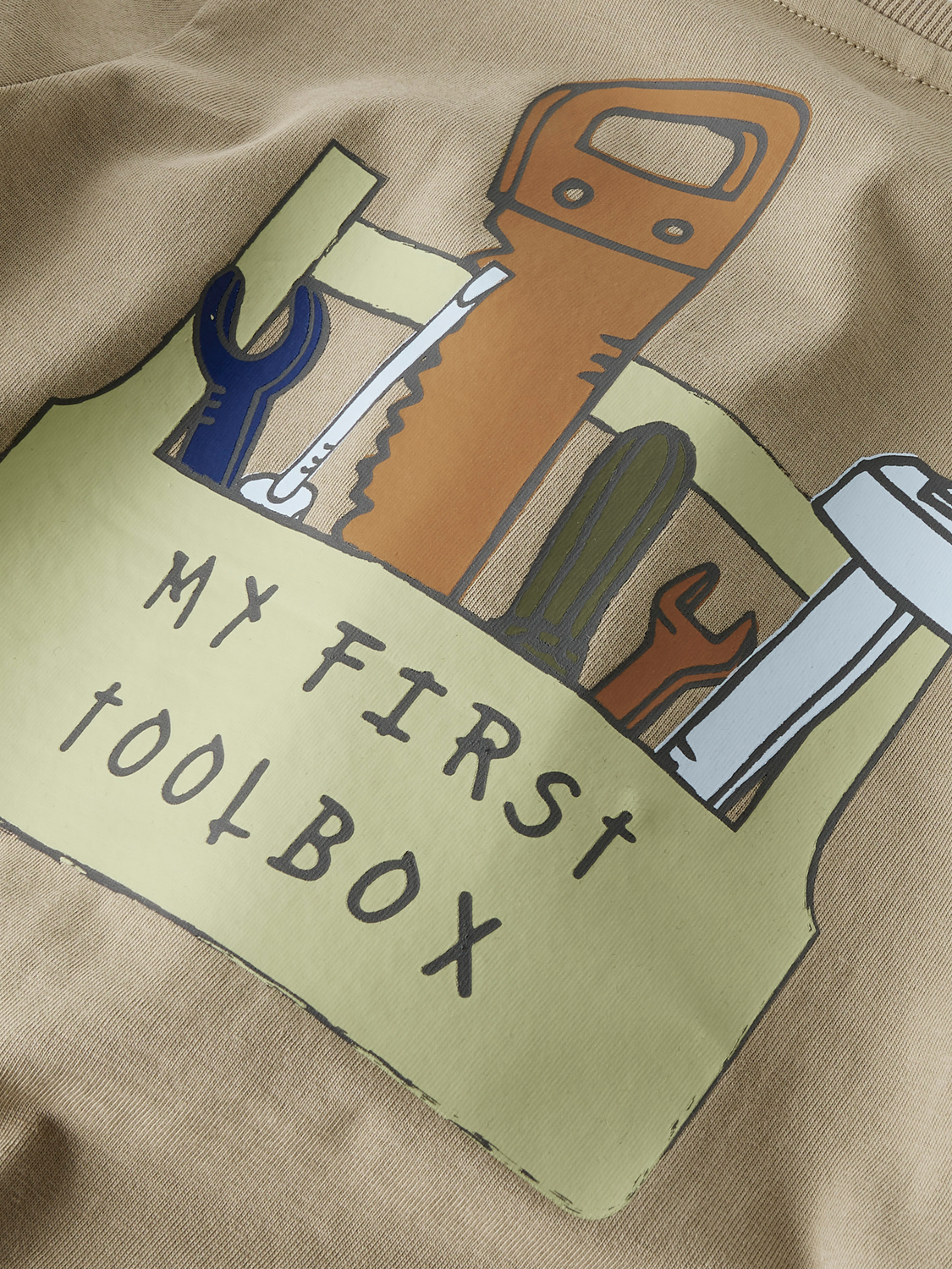 model_shot-front_full